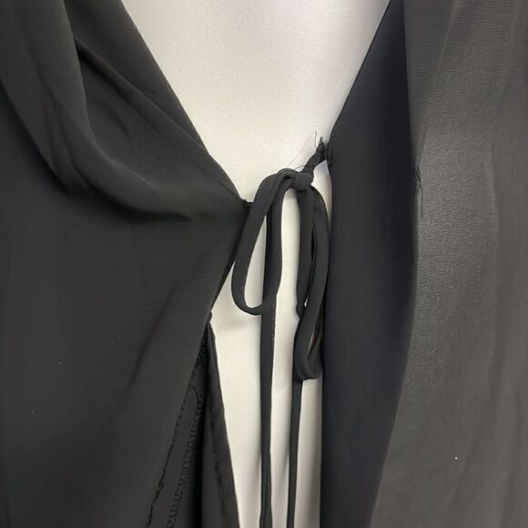 Victoria’s Secret Sheer Black/Gray Tie Close Long Sleeve Robe with Pockets- OSFM - Picture 8 of 16